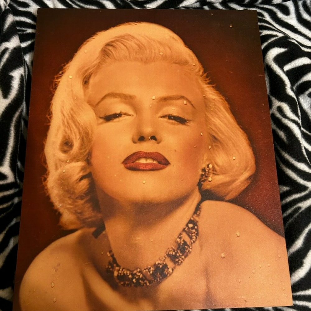 11”x11” of Marilyn Monroe